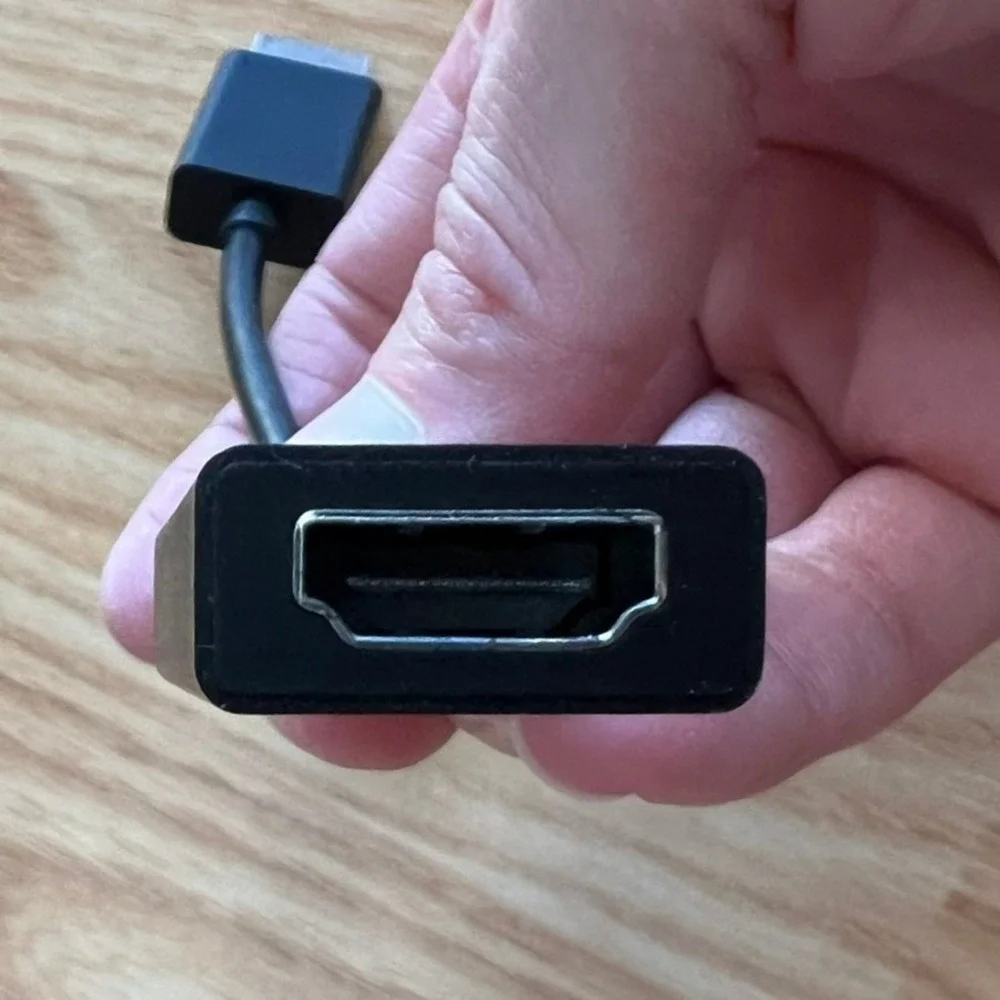 Best Buy Essentials DisplayPort to HDMI Adapter OS Black Very Good Video Cable